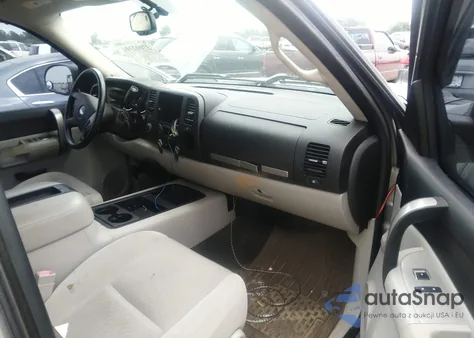 2008 Chevrolet Silverado 1500 Lt2 from USA, damaged, VIN 2GCEK133681274847